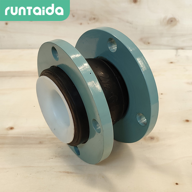 潤泰達內（nèi）襯四氟橡膠軟（ruǎn）接頭